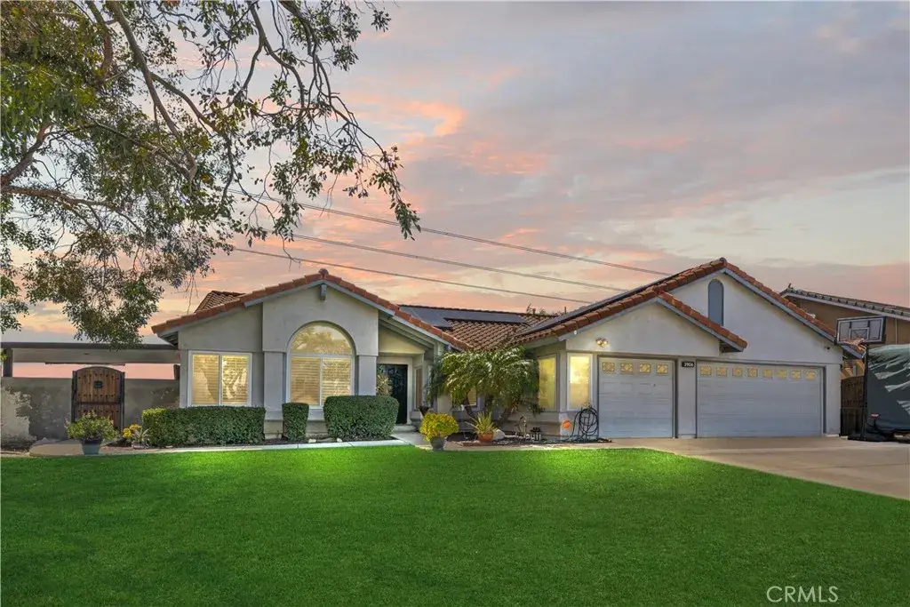 3906 N Flame Tree, Rialto, CA 92377 - #1