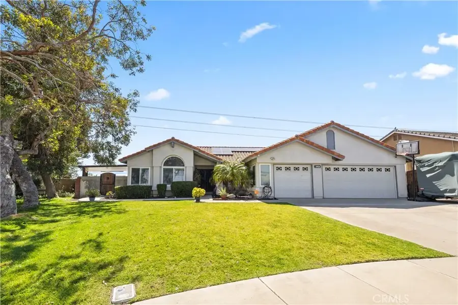 3906 N Flame Tree, Rialto, CA 92377 - #2
