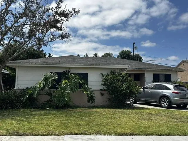 3650 E Poppy, Long Beach, CA 90805 - #1