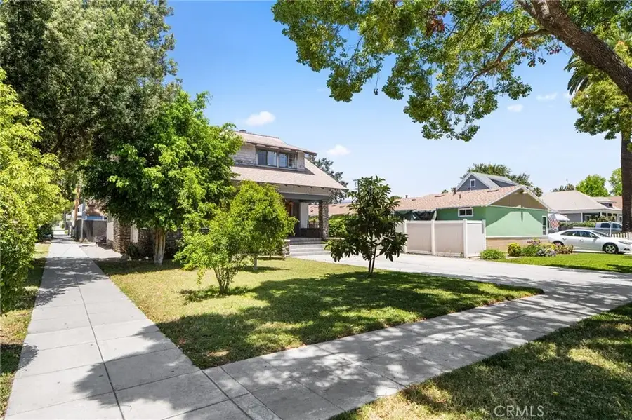 426 W E Street, Ontario, CA 91762 - #3