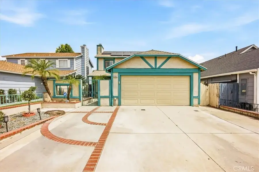 948 Manzanita, Bloomington, CA 92316 - #2