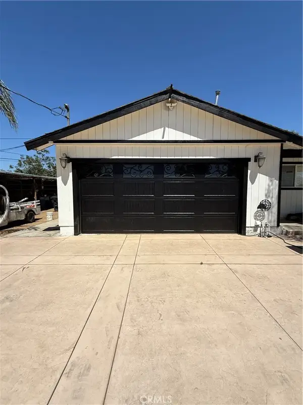18560 Haines, Perris, CA 92570