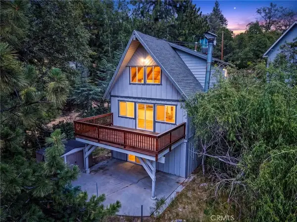 1106 Grass Valley Rd, Lake Arrowhead, CA 92352