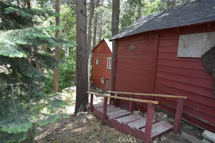 25020 Moon Drive, Crestline, CA 92325 - #3