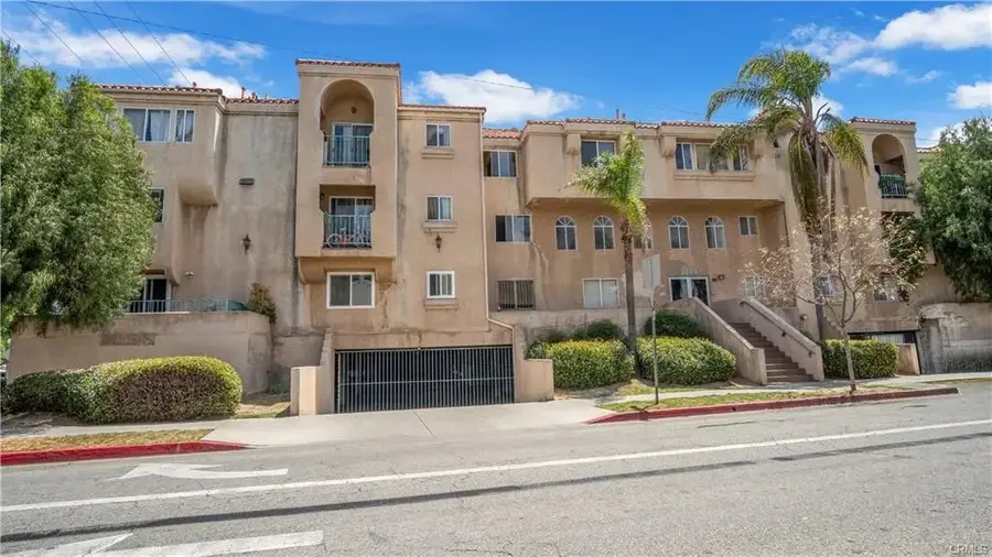 6100 Rugby #113, Huntington Park, CA 90255 - #2
