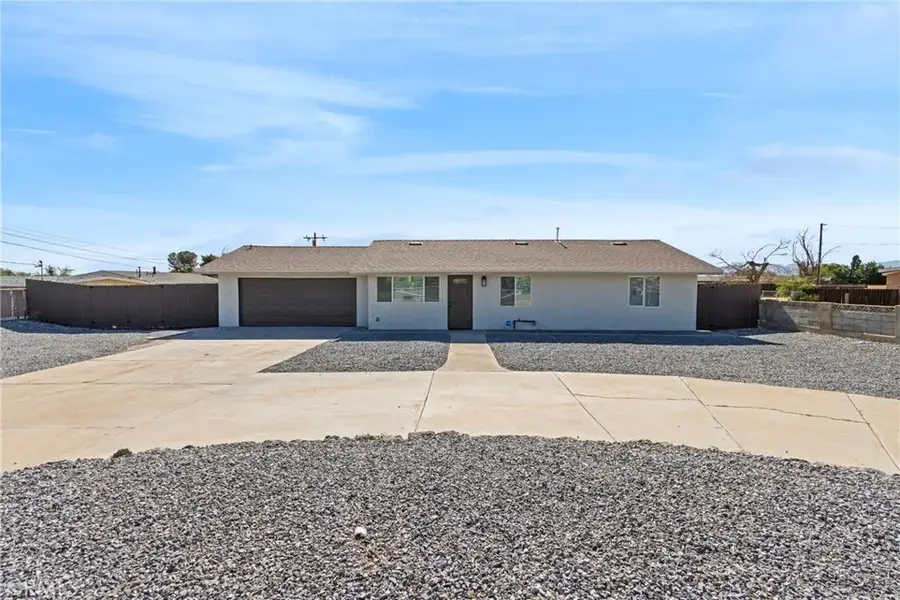 15431 Condor, Victorville, CA 92394 - #2