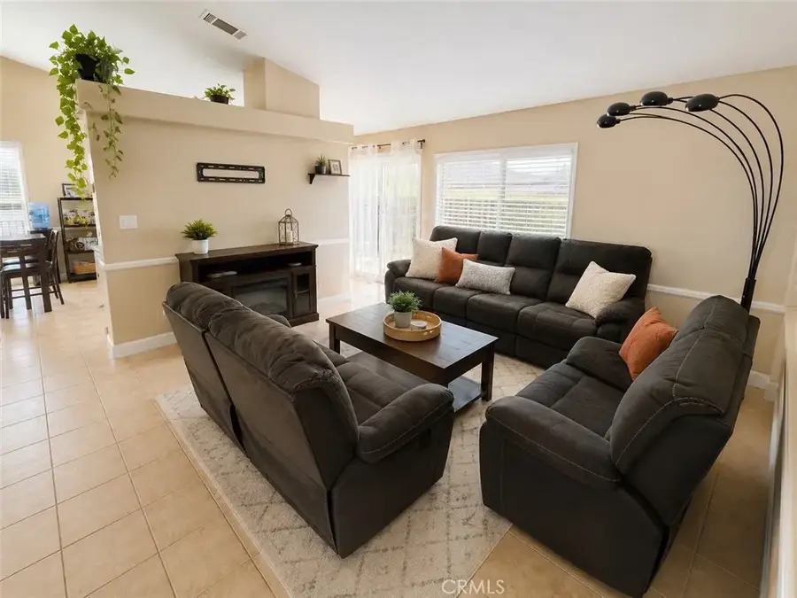 11796 Begonia, Adelanto, CA 92301 - #3