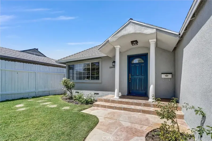 12005 Miranda, Valley Village, CA 91607 - #2