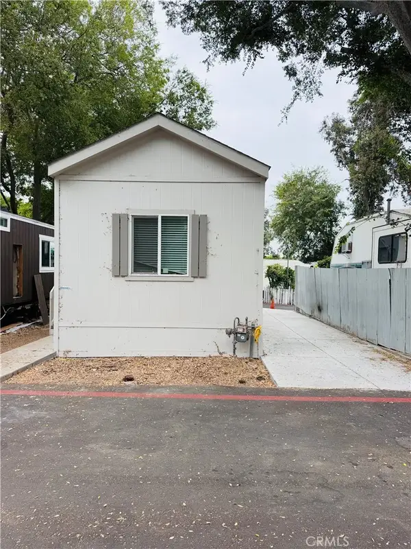 12245 San Fernando #32, Sylmar, CA 91342