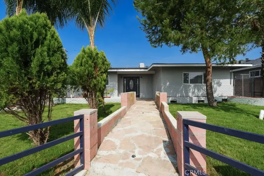 932 N Encina, Rialto, CA 92376 - #3