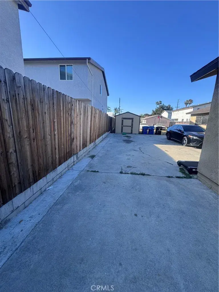 527 W 93rd, Los Angeles, CA 90044 - #3