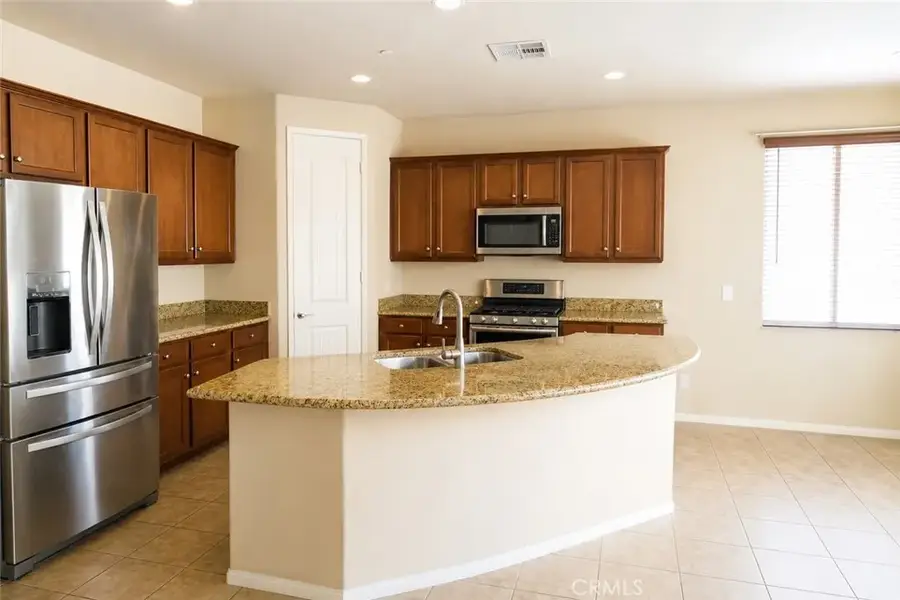 5077 Paseo Famosa, Hemet, CA 92545 - #3