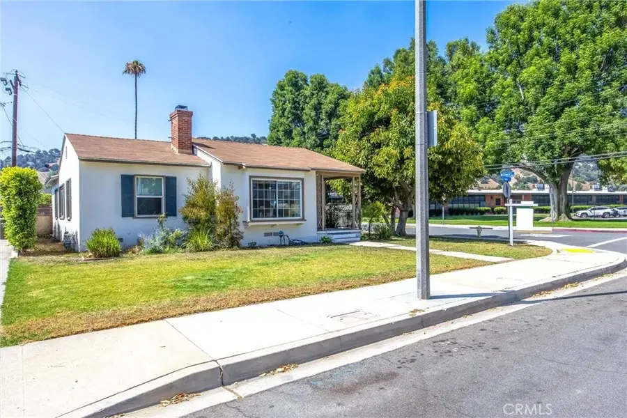 1760 W 9th, Pomona, CA 91766 - #2