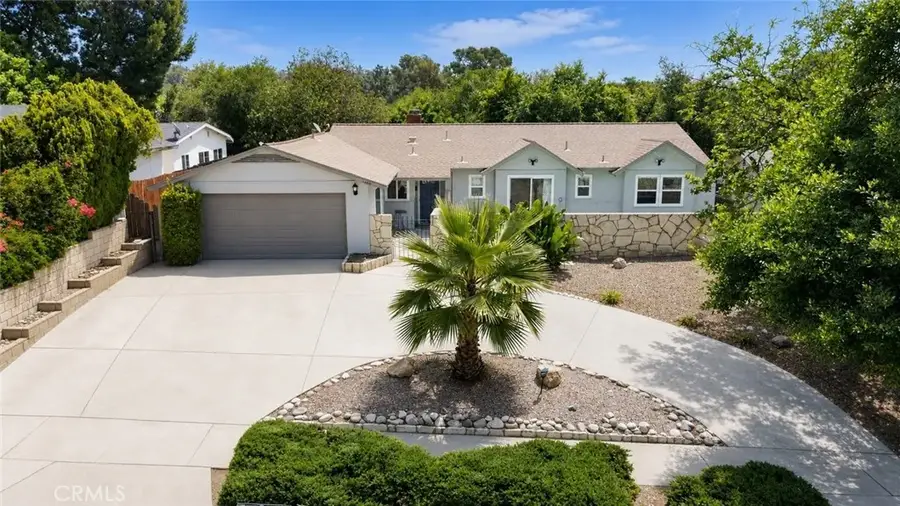 1260 N Grove Avenue, Upland, CA 91786 - #3