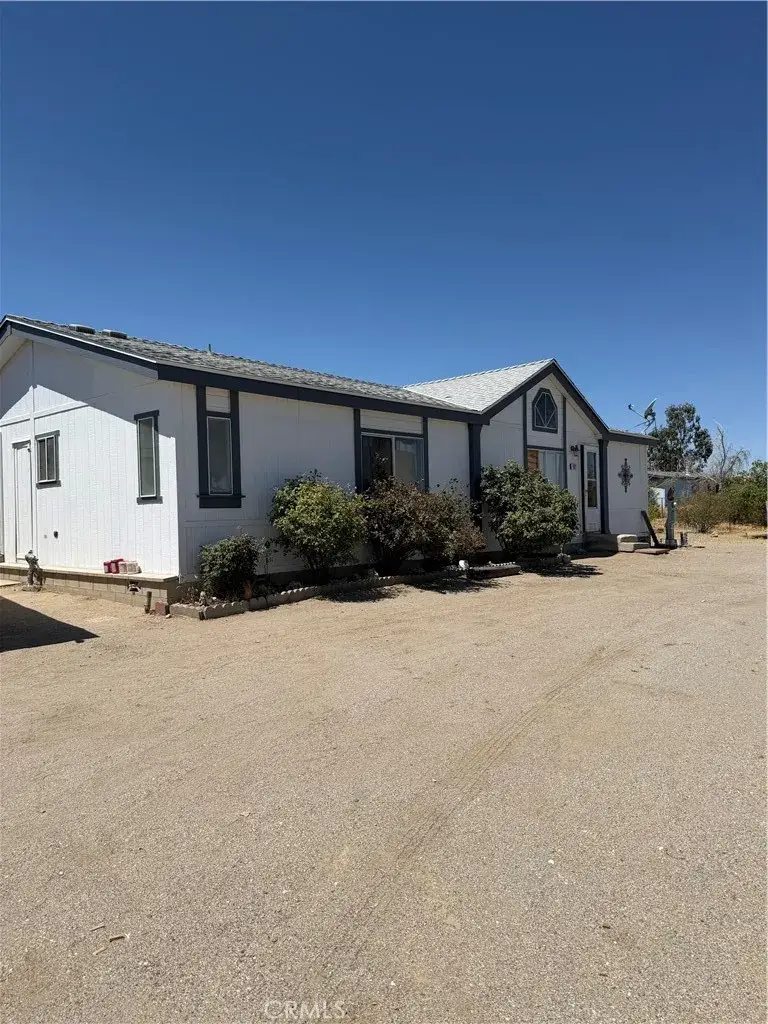 4821 Blue Grass, Phelan, CA 92371 - #2
