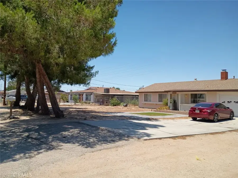 15472 Jasmine Street, Victorville, CA 92395 - #2