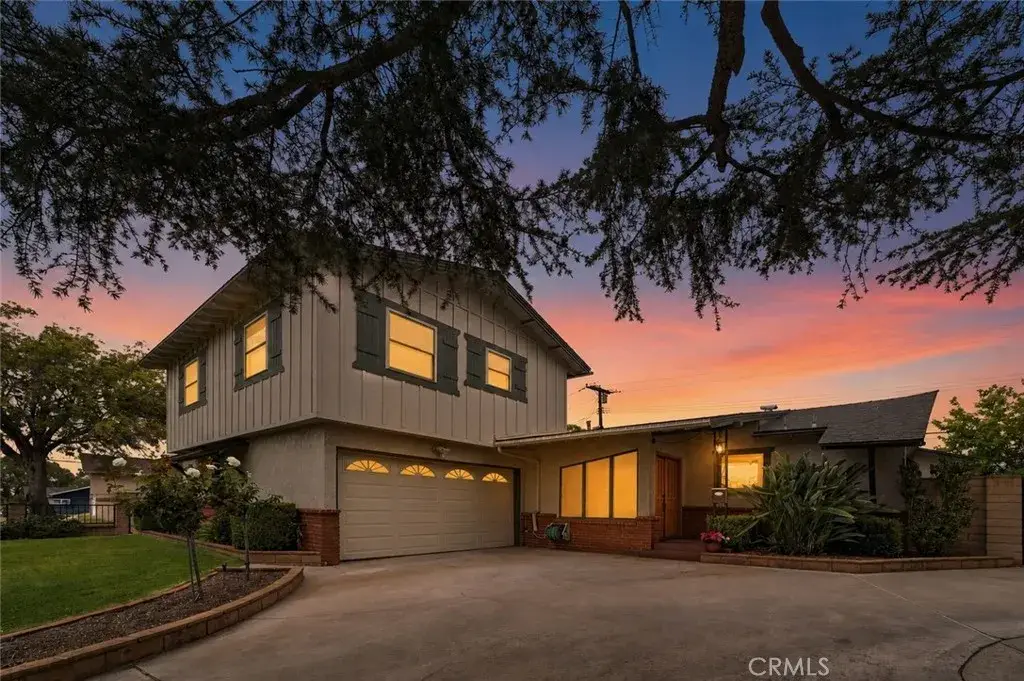 333 W Newburgh Street, Glendora, CA 91740 - #1