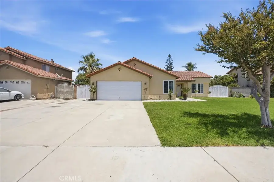 1157 S Vine, Bloomington, CA 92316 - #2