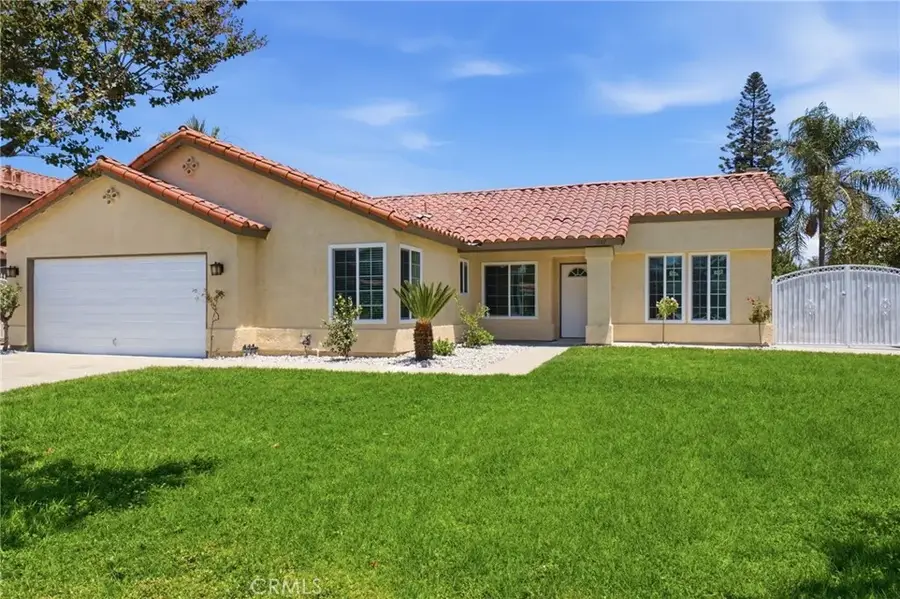 1157 S Vine, Bloomington, CA 92316 - #3