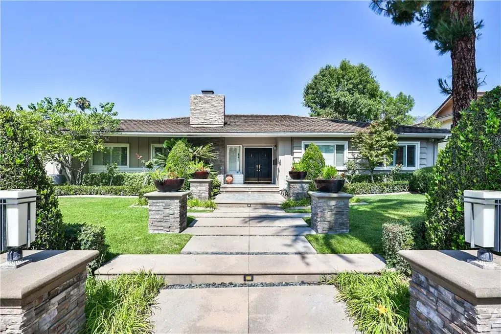 843 N Entrada, Glendora, CA 91741 - #1