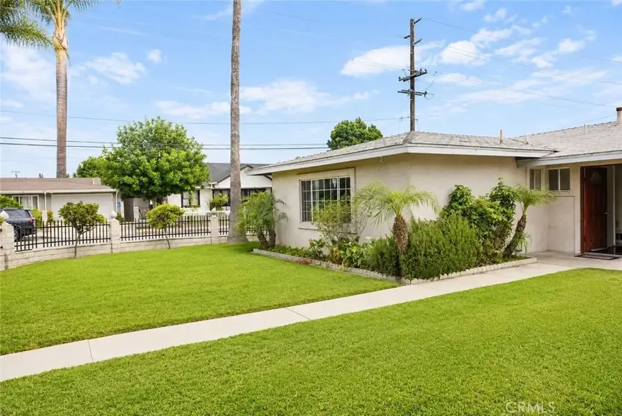 1134 Hermosa Avenue, Pomona, CA 91767 - #2