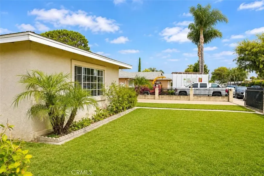 1134 Hermosa Avenue, Pomona, CA 91767 - #3