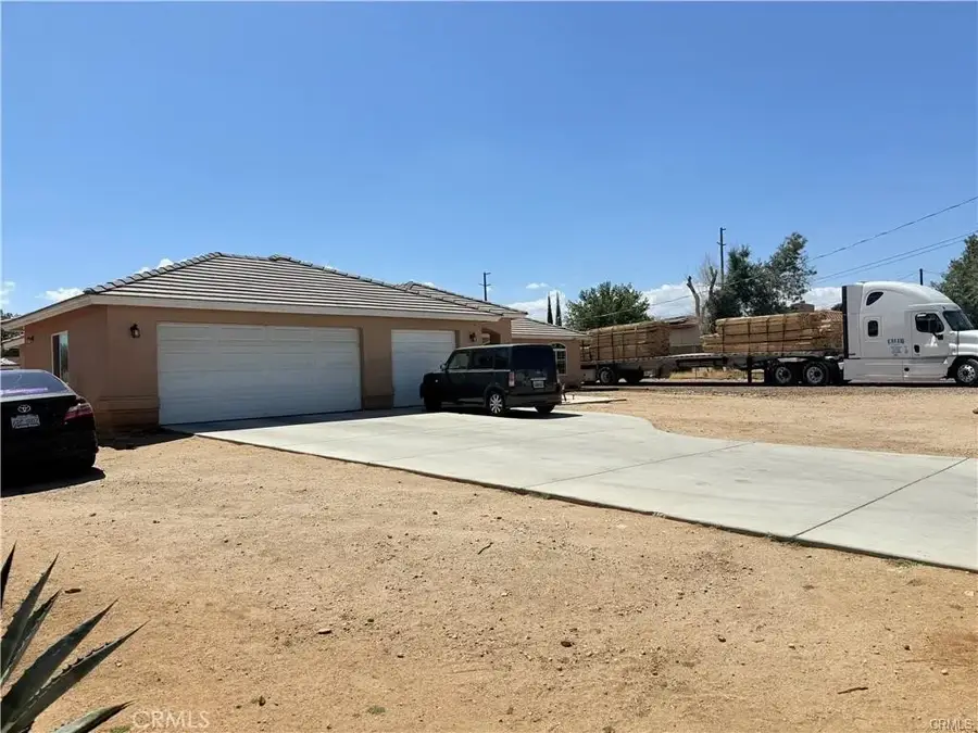 17443 Walnut, Hesperia, CA 92345 - #2