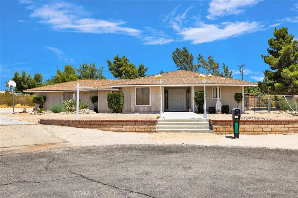 14643 Havasu Ln, Apple Valley, CA 92307 - #1