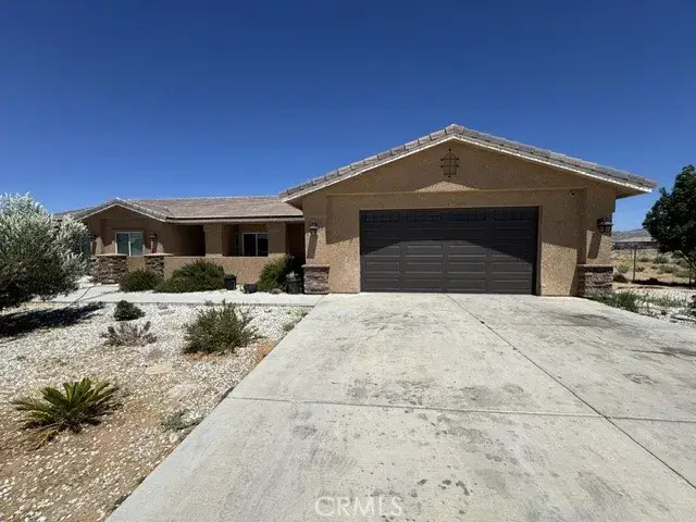 21832 Thunderbird, Apple Valley, CA 92307 - #2