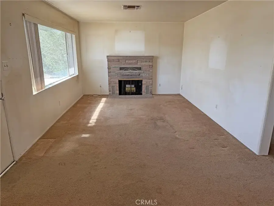 7426 Elata, Yucca Valley, CA 92284 - #3