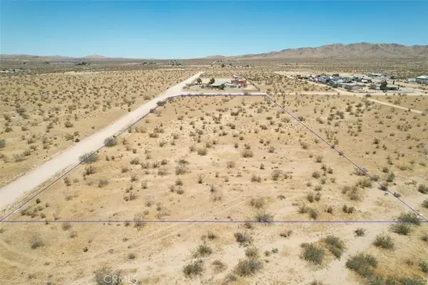 1 Cathedral, Apple Valley, CA 92307