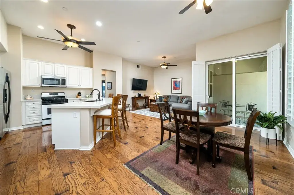 704 W 1st Street, Claremont, CA 91711 - #1