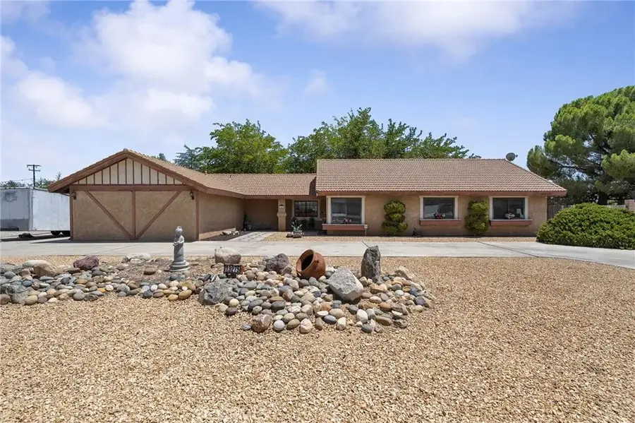13275 Shawnee, Apple Valley, CA 92308 - #2