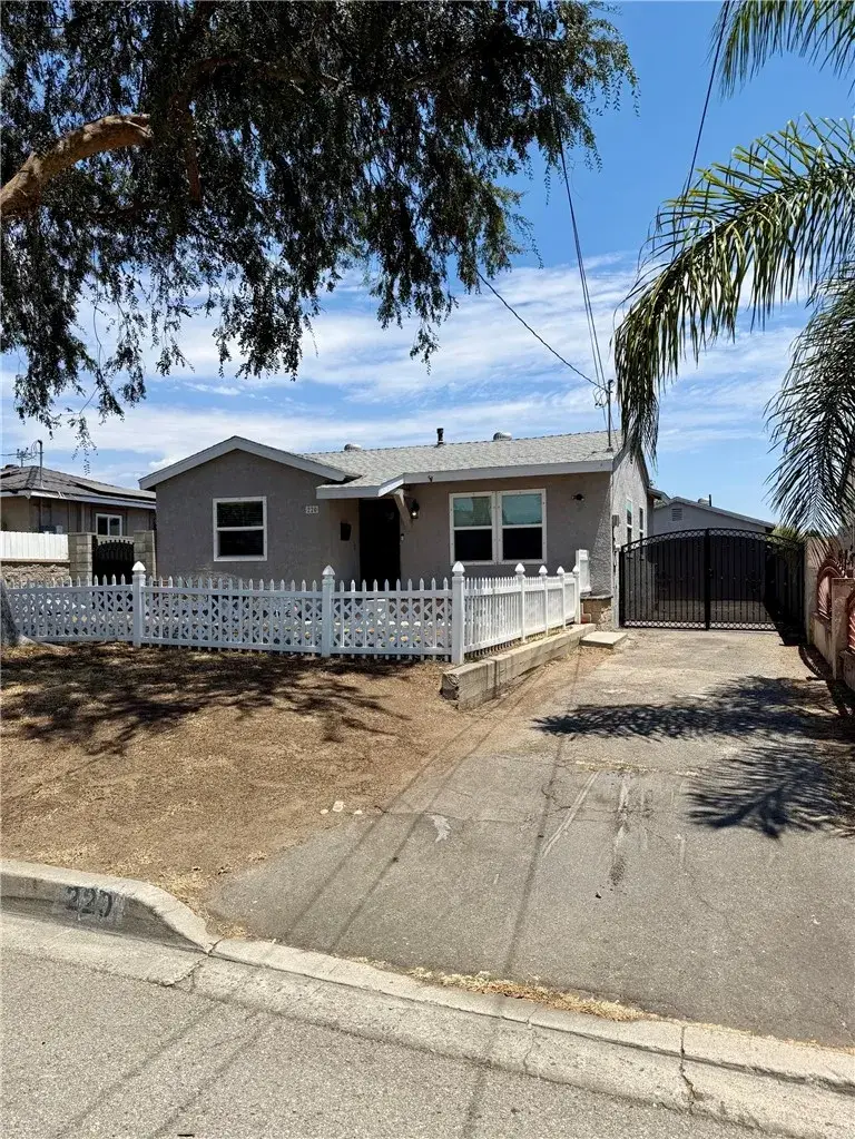 220 N Orange Avenue, Azusa, CA 91702 - #3