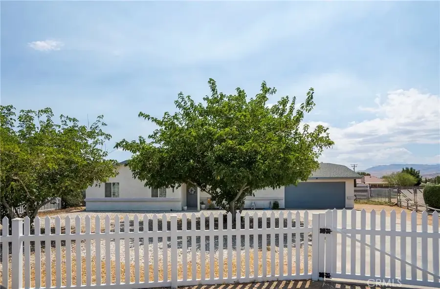 11345 Otowi Road, Apple Valley, CA 92308 - #2
