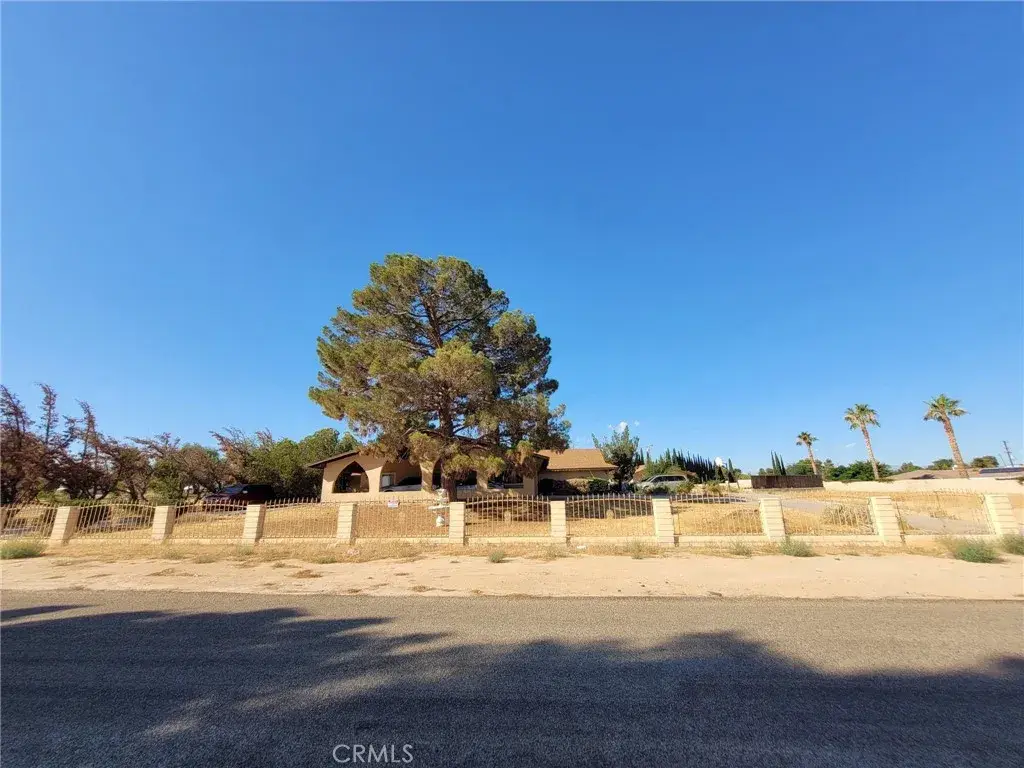 19381 Kinai, Apple Valley, CA 92307 - #1