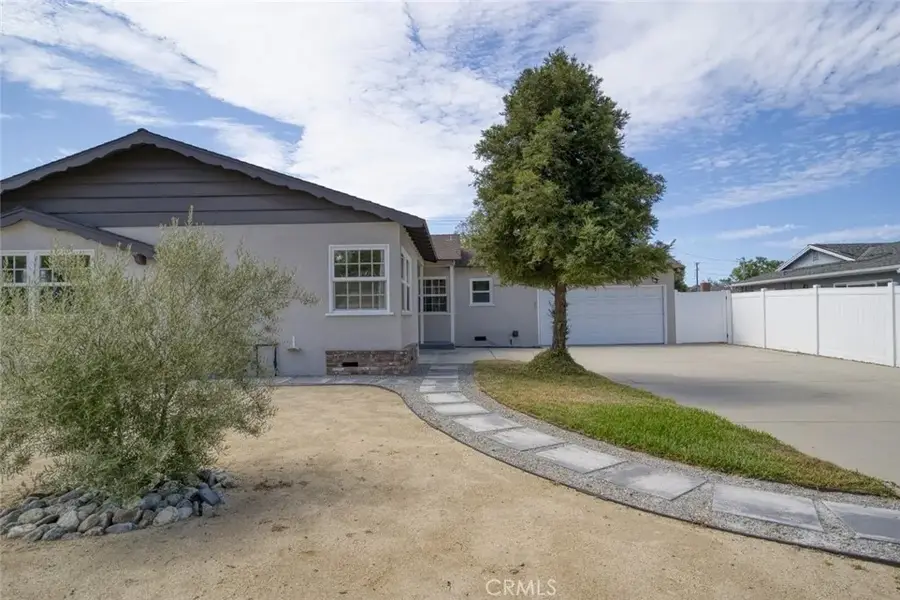 128 W Gaillard Street, Glendora, CA 91740 - #2