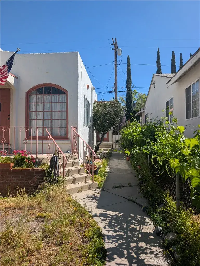 10370 Tujunga Cyn Blvd, Tujunga, CA 91042 - #2