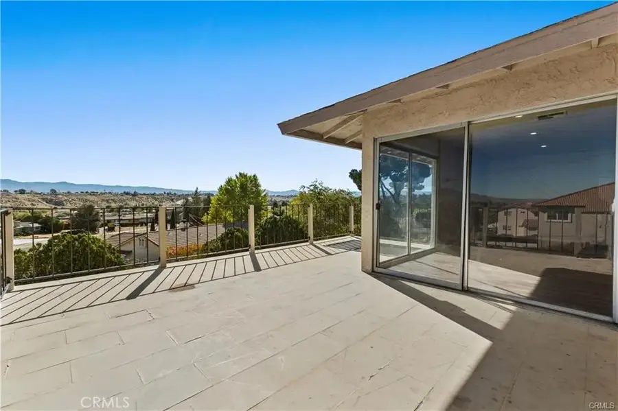 8405 Buckthorn Ave, Hesperia, CA 92345 - #3