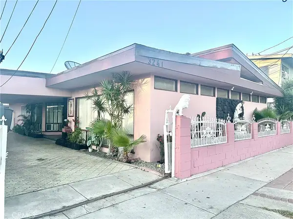3241 Santa Ana, Huntington Park, CA 90255