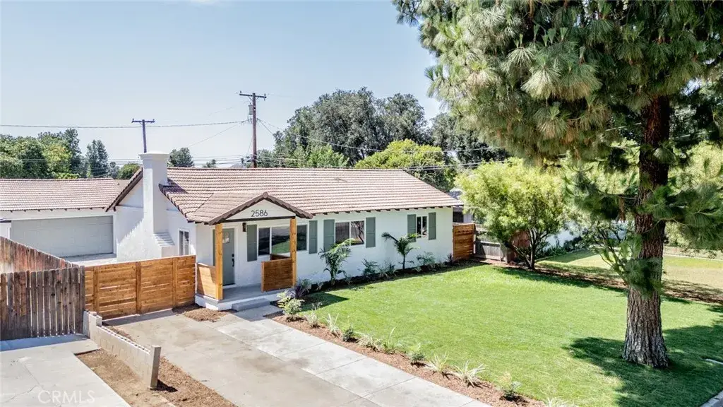 2586 Prospect Avenue, Riverside, CA 92507 - #1