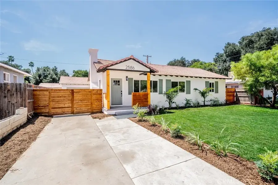 2586 Prospect Avenue, Riverside, CA 92507 - #3