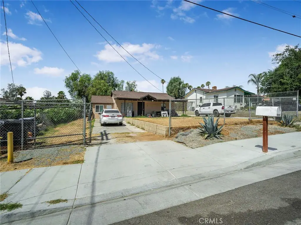 6958 37th Street, Riverside, CA 92509 - #1