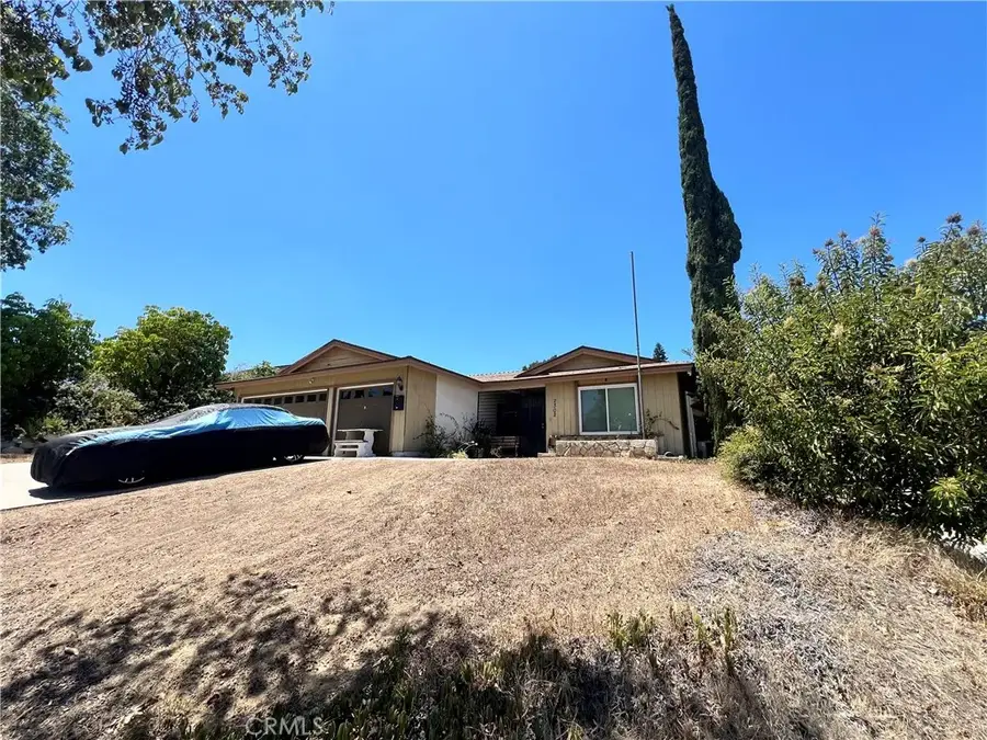 2302 Avenida Del Vista, Corona, CA 92882 - #3