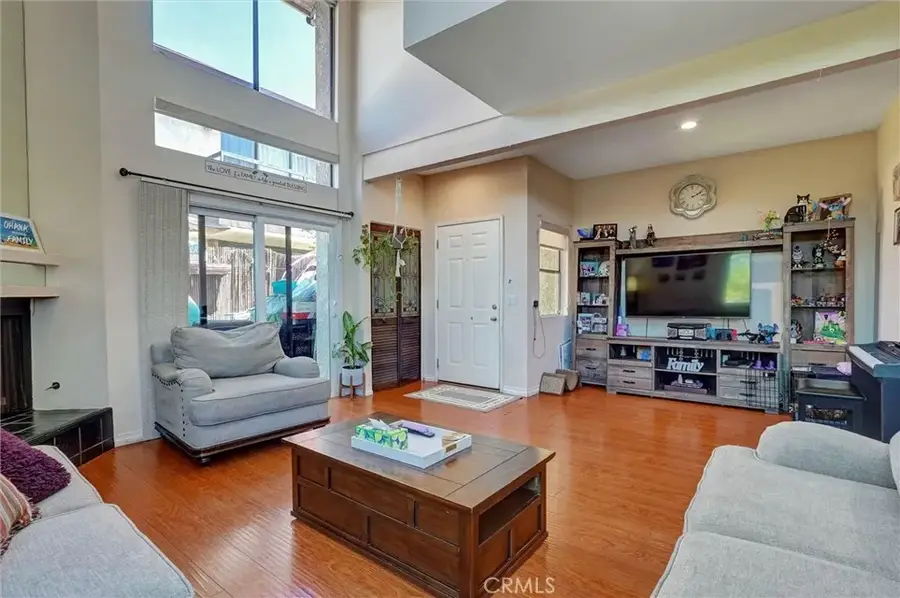 6323 Reseda #1, Reseda, CA 91335 - #3