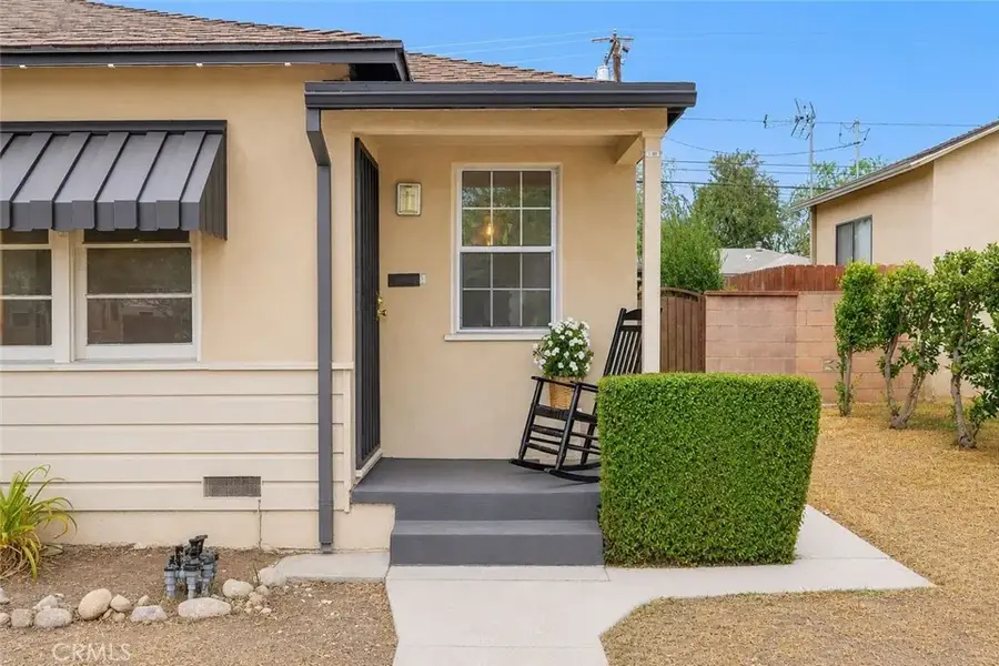 837 N 10th Avenue, Upland, CA 91786 - #3
