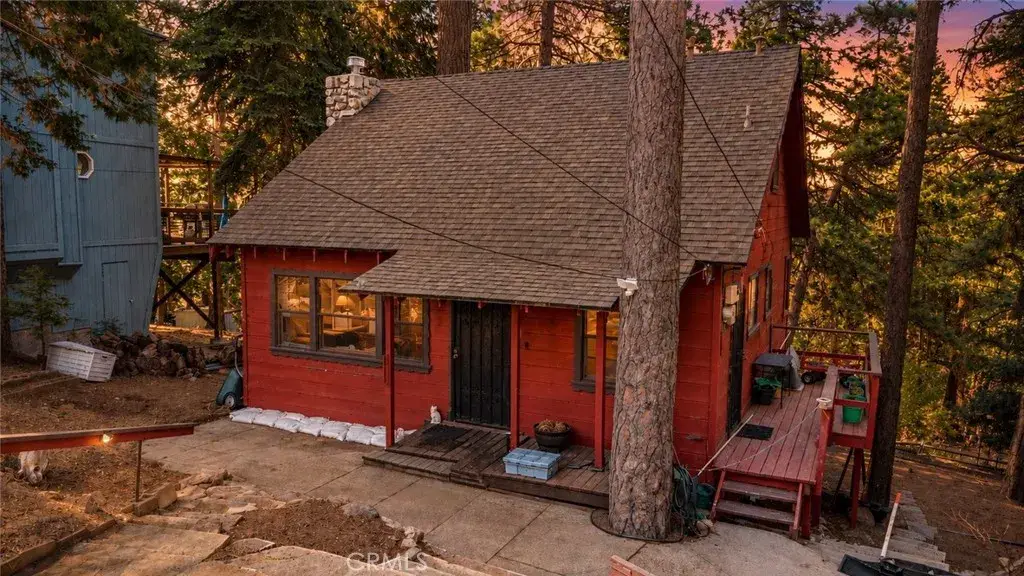 964 Chateau Drive, Crestline, CA 92325 - #1