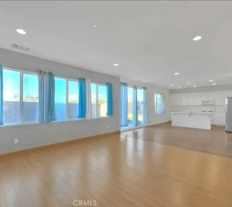 15995 Yosemite St, Victorville, CA 92394 - #3