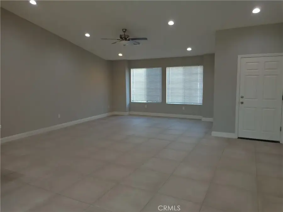 12744 Running Deer, Apple Valley, CA 92308 - #3