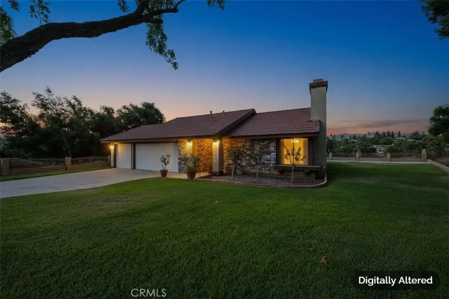 6304 Glen Aire Avenue, Riverside, CA 92506 - #2